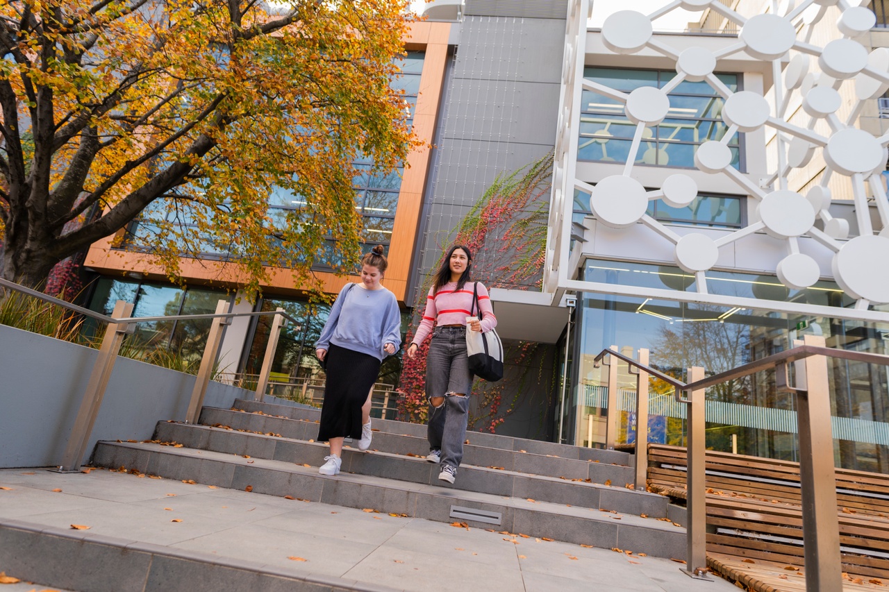 An image of two students at Otago University