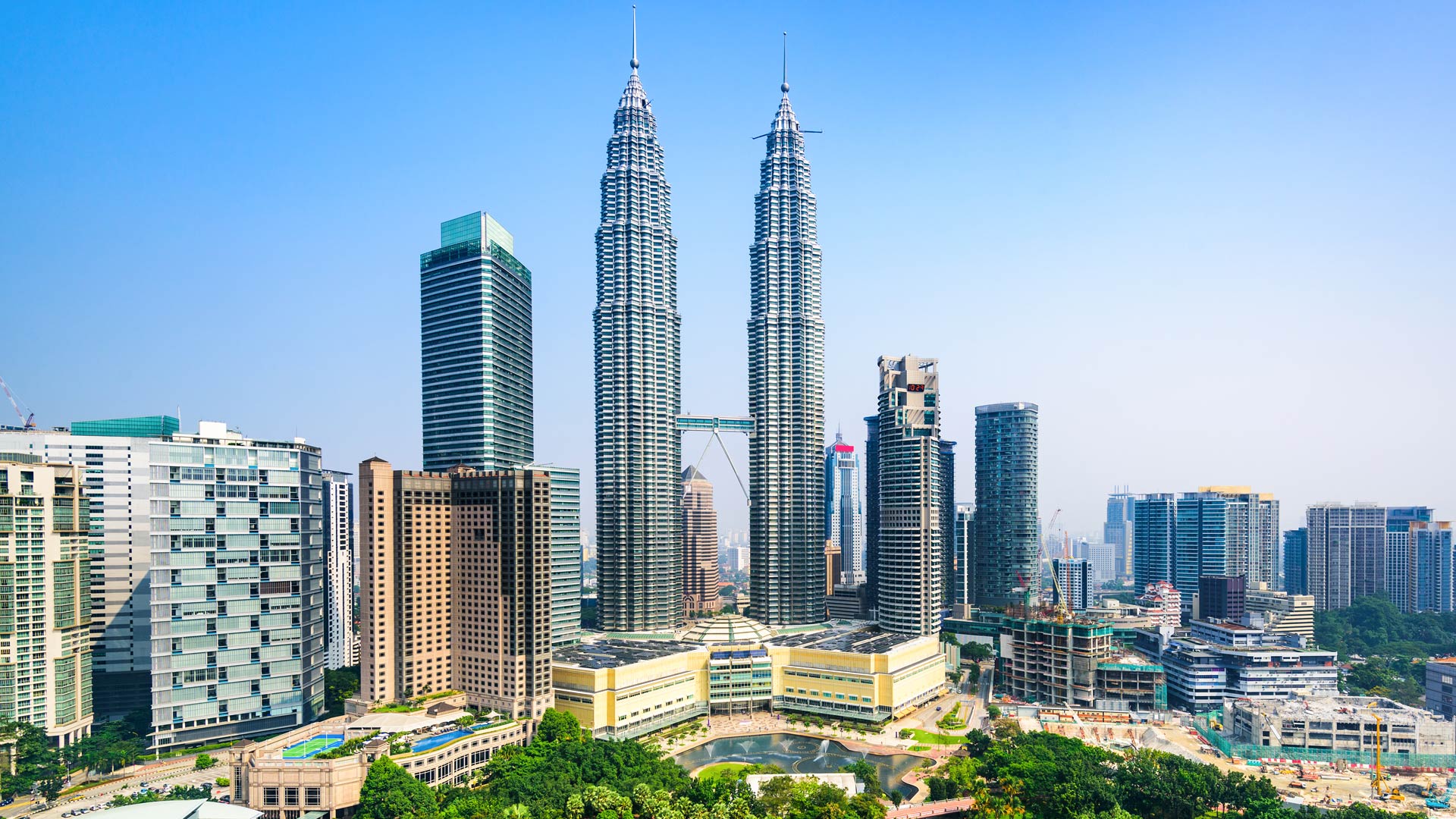 An image of the Petronas Towers Kuala Lumpur Malaysia